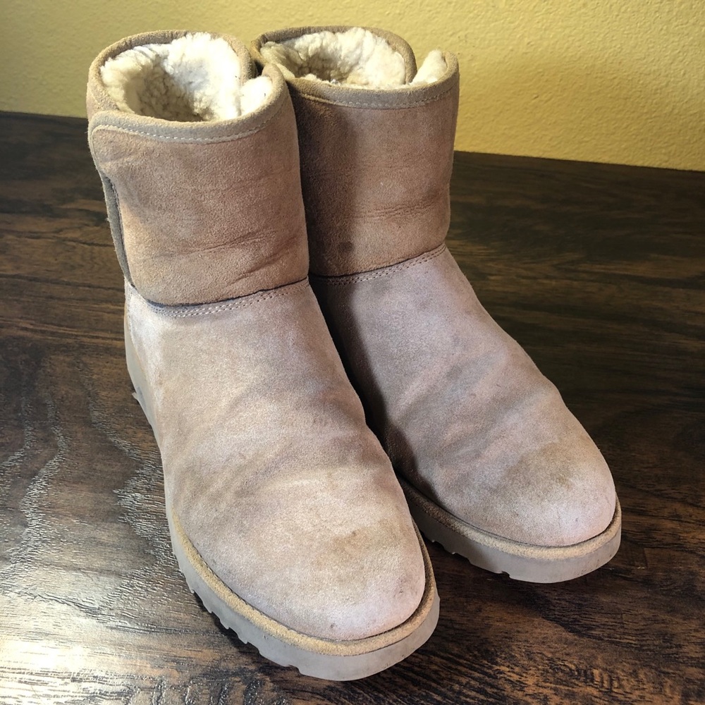 UGG Kristin Chestnut Wedge Boots Size 7